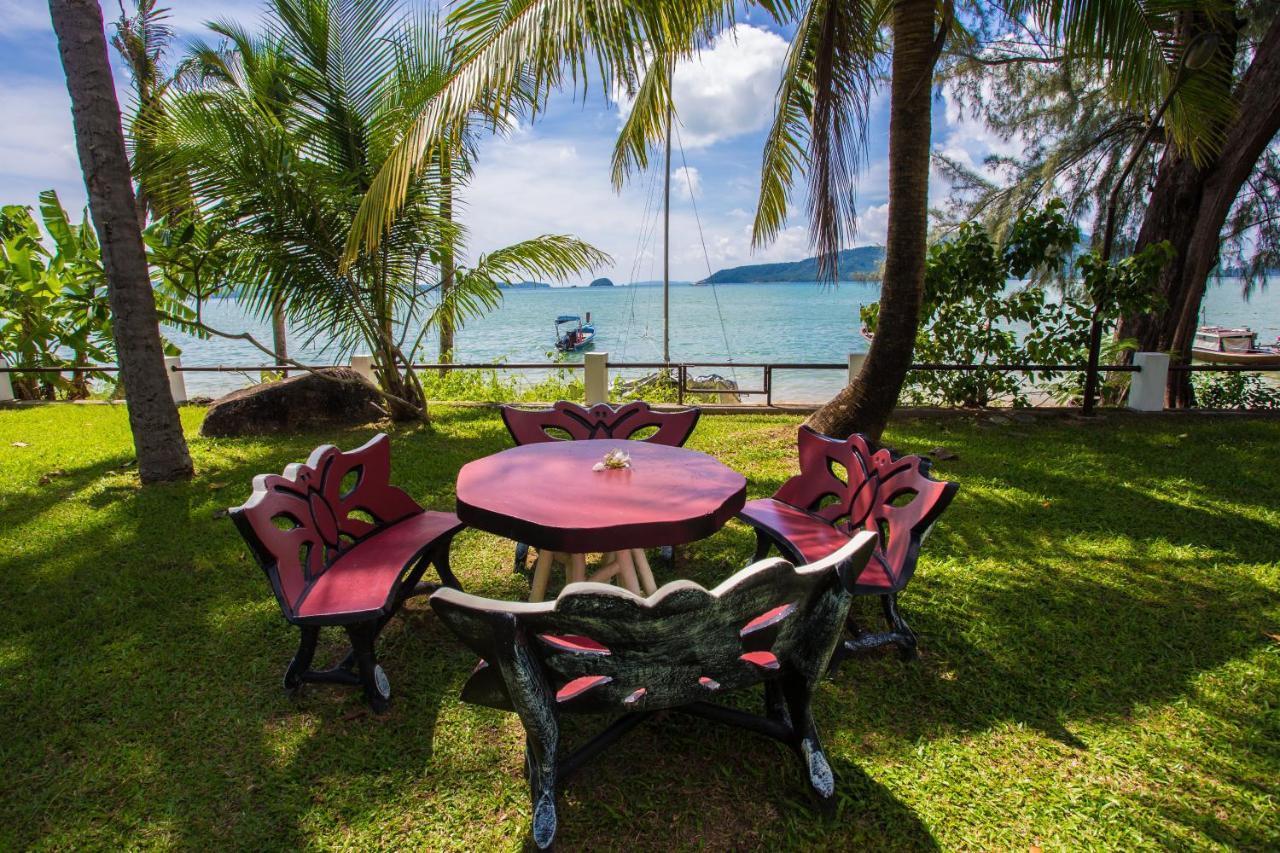 Villa Miracle Rawai Екстер'єр фото