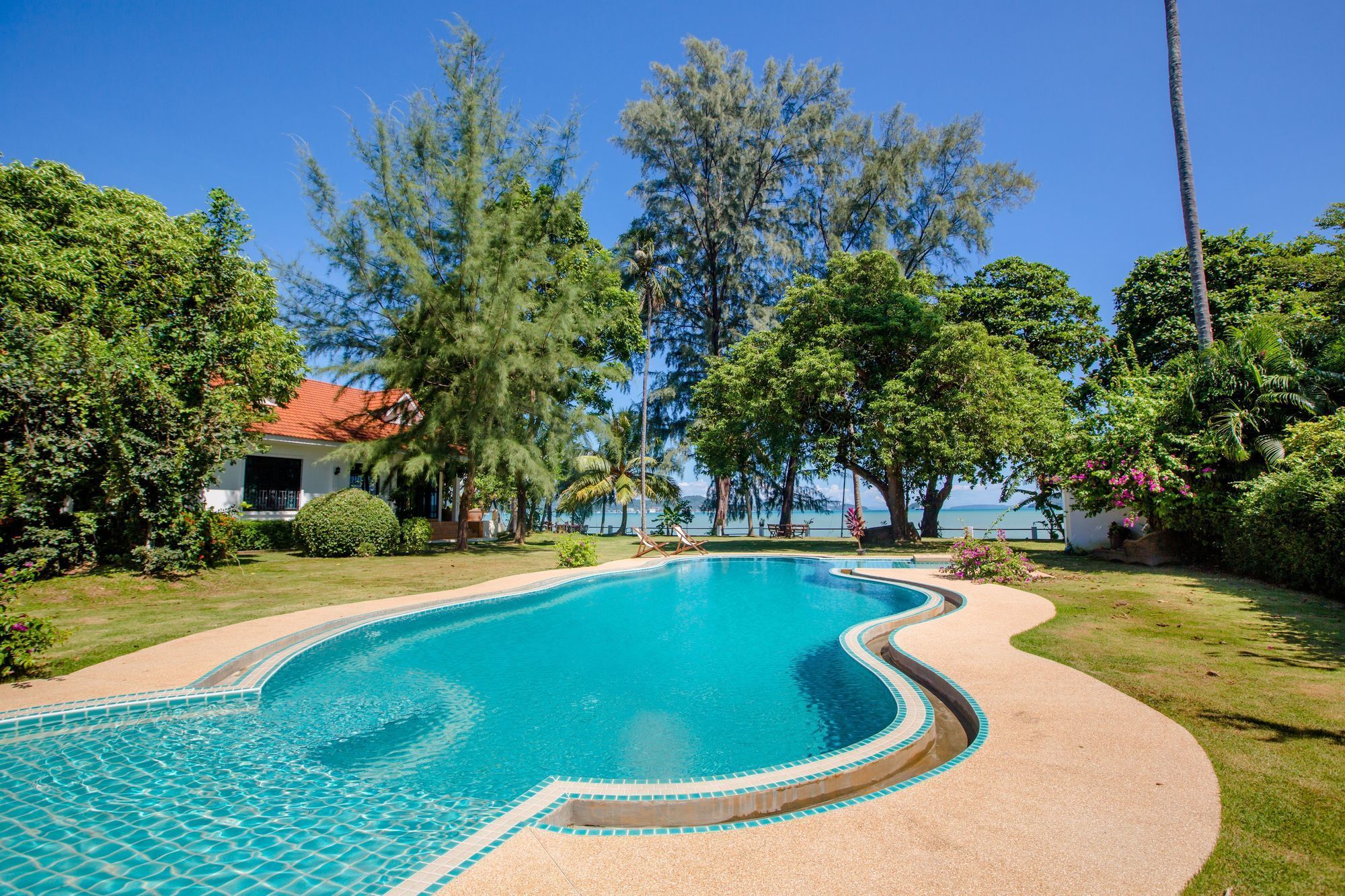 Villa Miracle Rawai Екстер'єр фото